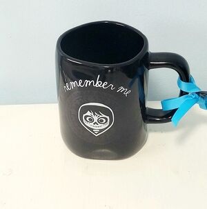 Disney Pixar Rae Dunn Coco Remeber Me Color Changing Mug- New